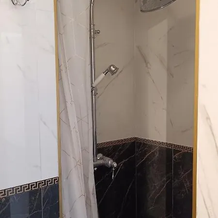 Elegante Monolocale - Macchi 1920 Apartamento
